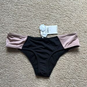 NWT O’Neill Cheeky Bikini Bottoms